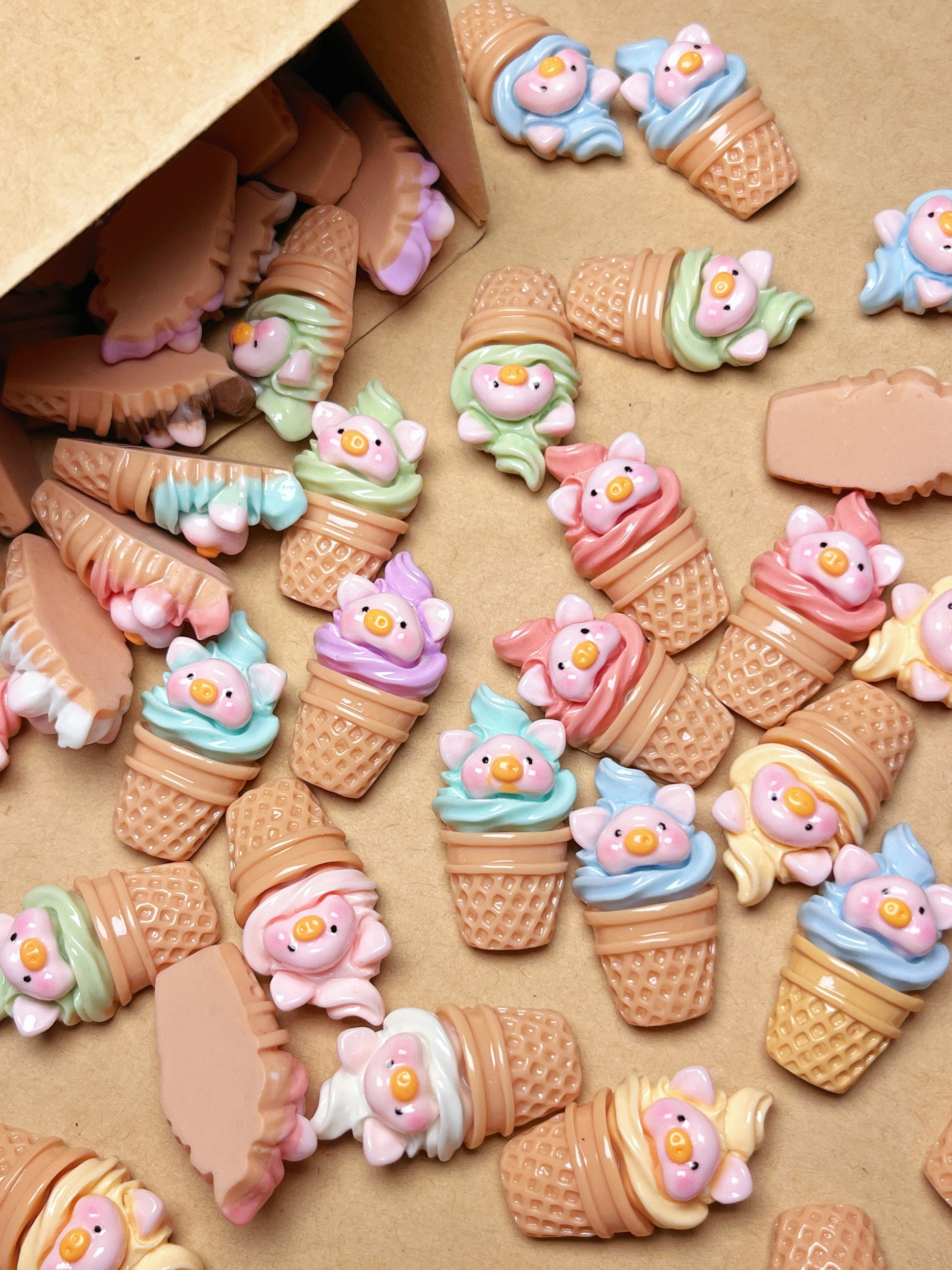 Piggy Ice Cream - WOWO STUDIO